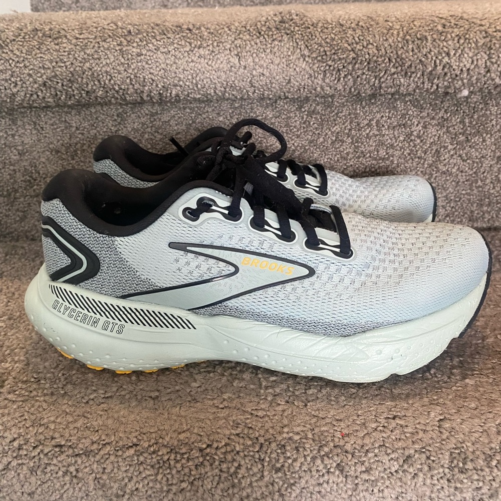 Mens brooks glycerin gts 21 size 7